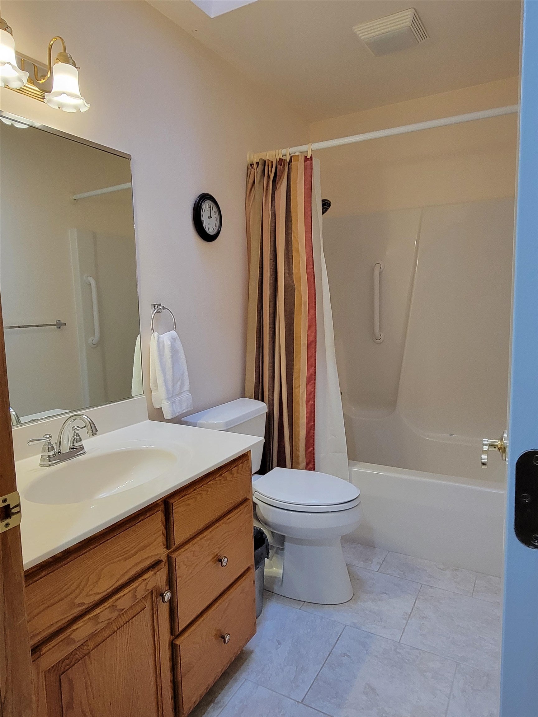 2255 Yorktown Road Dubuque, IA 52002 - Photo 35 of 42 Gallery Image 35