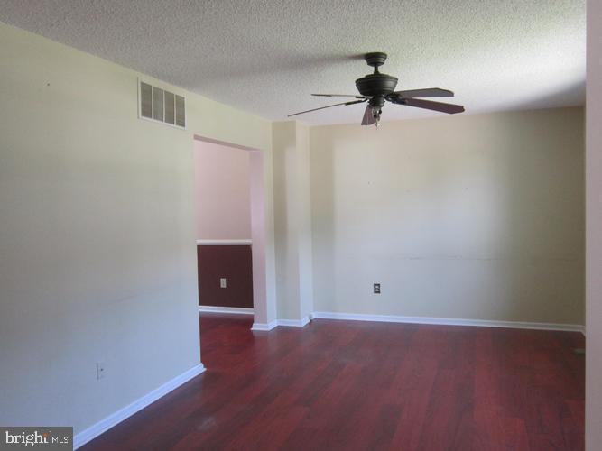 72 Country Club Road Pine Hill, NJ 08021 - Photo 2 of 14