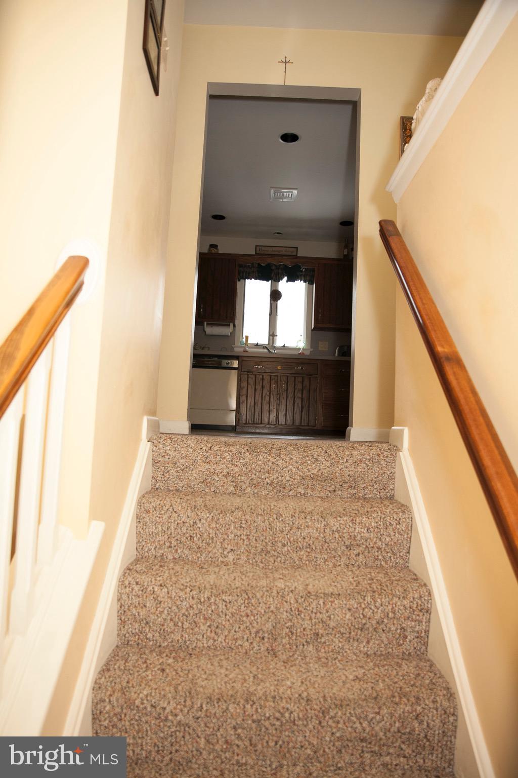 1623 Graystone Road Manheim, PA 17545 - Photo 2 of 19 Gallery Image 2