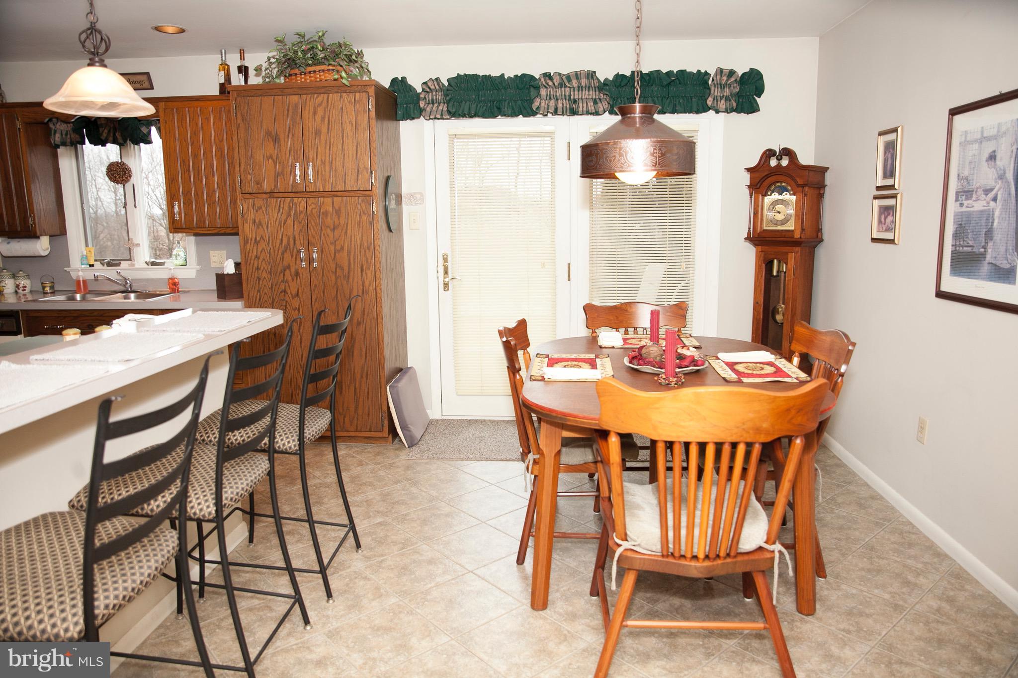 1623 Graystone Road Manheim, PA 17545 - Photo 6 of 19 Gallery Image 6