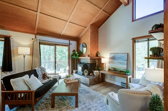 $275,000 | 40662 Village Pass Lane, Shaver Lake, CA 93664