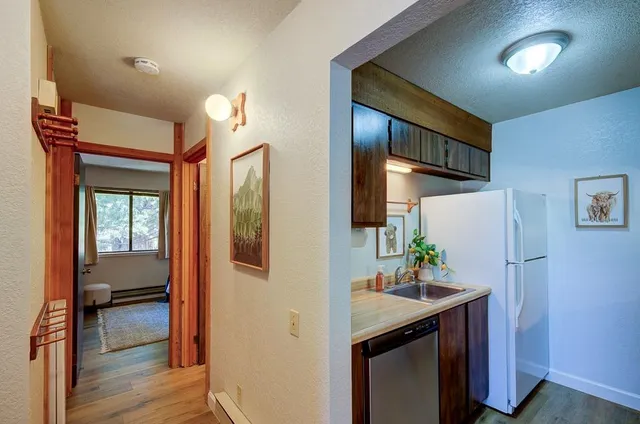 $275,000 | 40662 Village Pass Lane, Shaver Lake, CA 93664