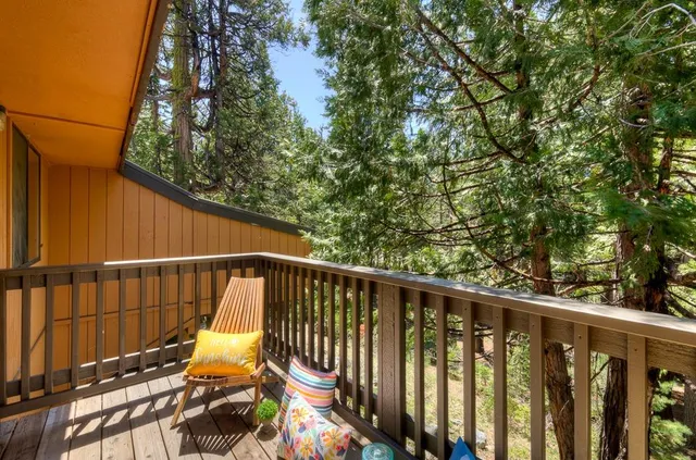 $275,000 | 40662 Village Pass Lane, Shaver Lake, CA 93664