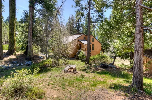 $275,000 | 40662 Village Pass Lane, Shaver Lake, CA 93664