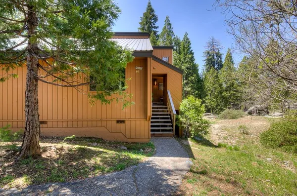 $275,000 | 40662 Village Pass Lane, Shaver Lake, CA 93664