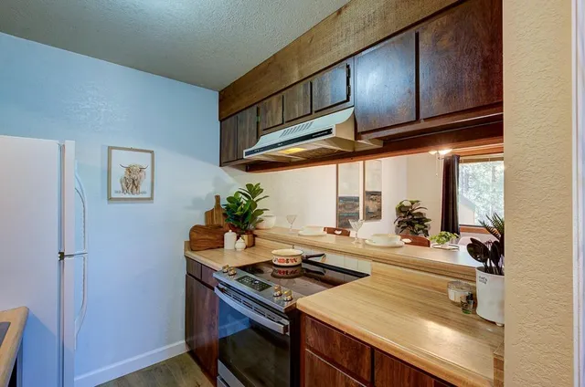 $275,000 | 40662 Village Pass Lane, Shaver Lake, CA 93664