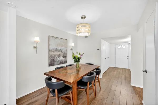 $1,400 | 6975 Chasewood Drive, Houston, TX 77489