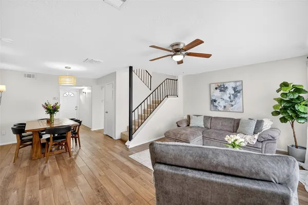 $1,400 | 6975 Chasewood Drive, Houston, TX 77489