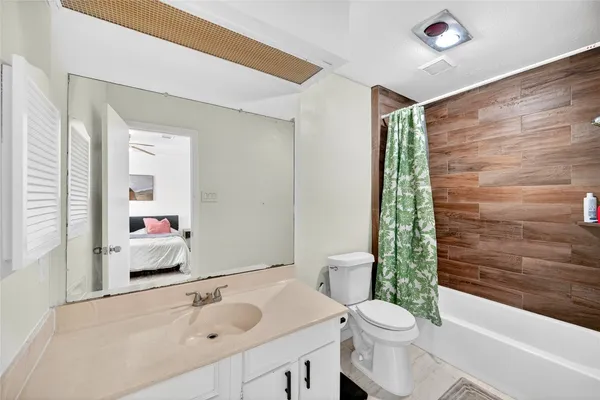 $1,400 | 6975 Chasewood Drive, Houston, TX 77489