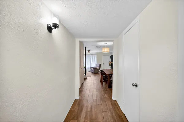 $1,400 | 6975 Chasewood Drive, Houston, TX 77489