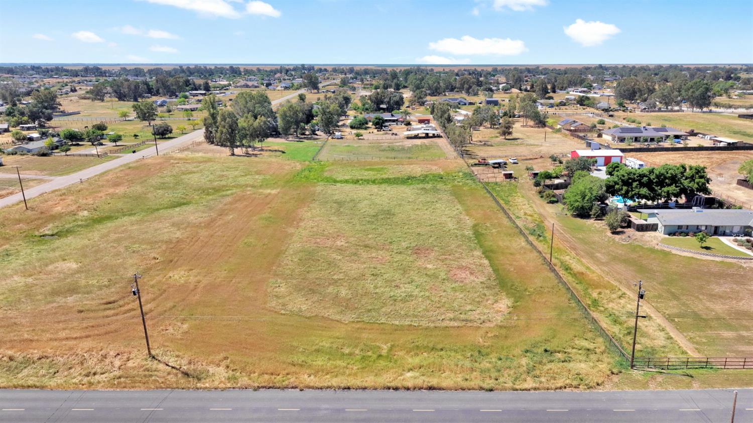 99999 Anaconda Road Madera, CA 93636 - Photo 1 of 14 a view of swimming pool
