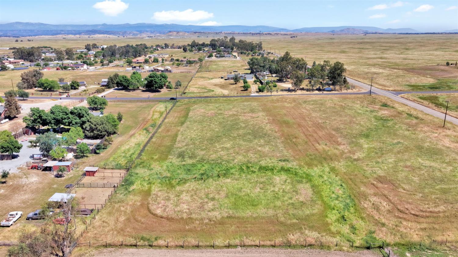 99999 Anaconda Road Madera, CA 93636 - Photo 4 of 14 a view of a city