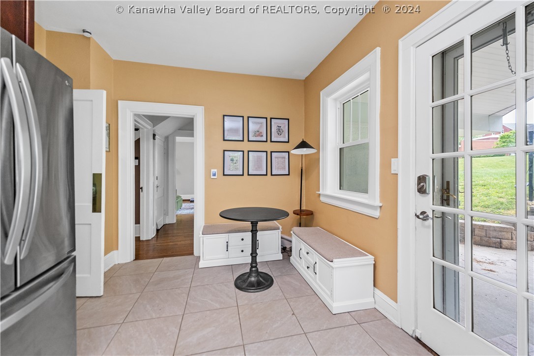 1214 Bridge Road Charleston, WV 25314 - Photo 18 of 48 Gallery Image 18