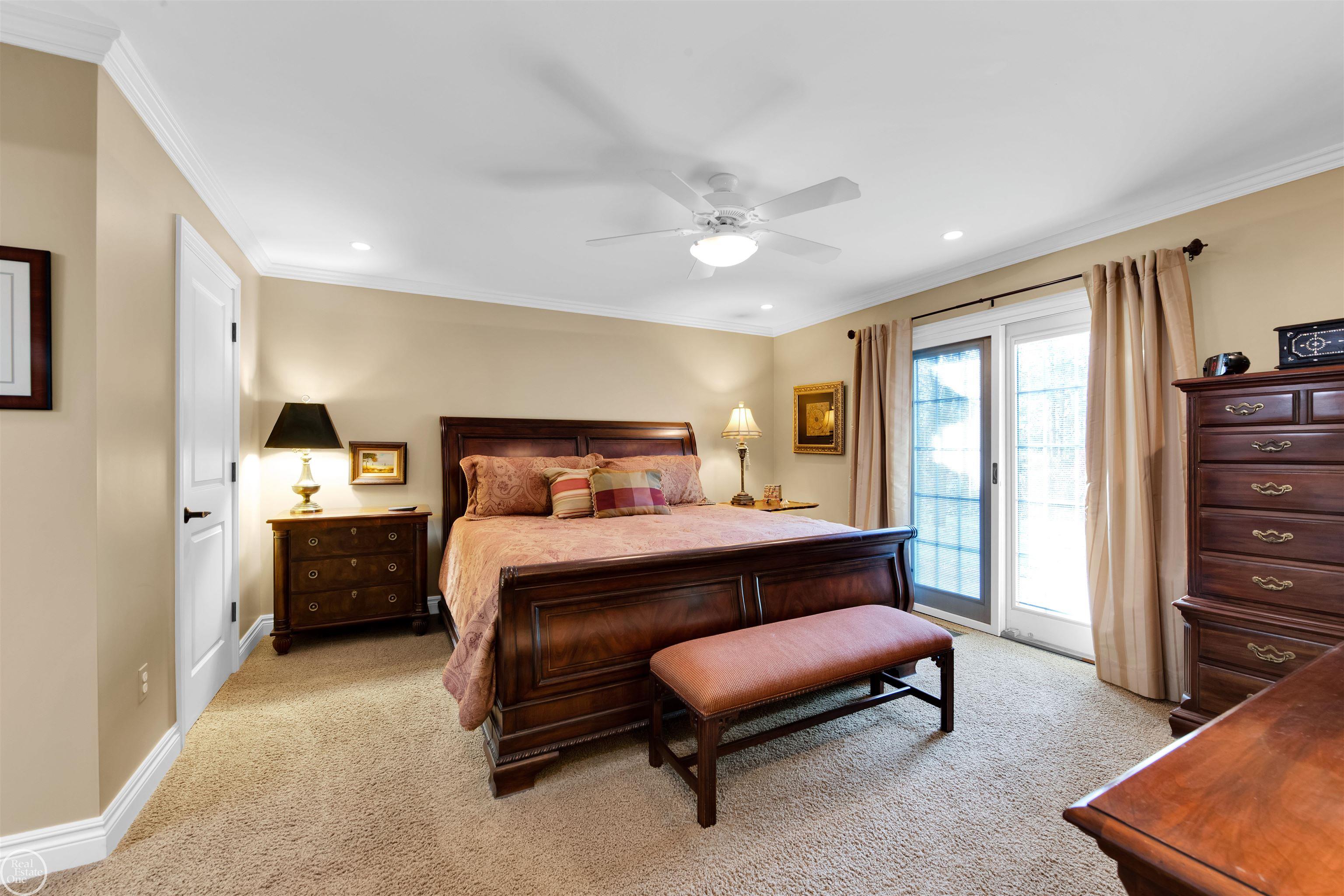 861 Shoreham Road Grosse Pointe Woods, MI 48236 - Photo 22 of 53