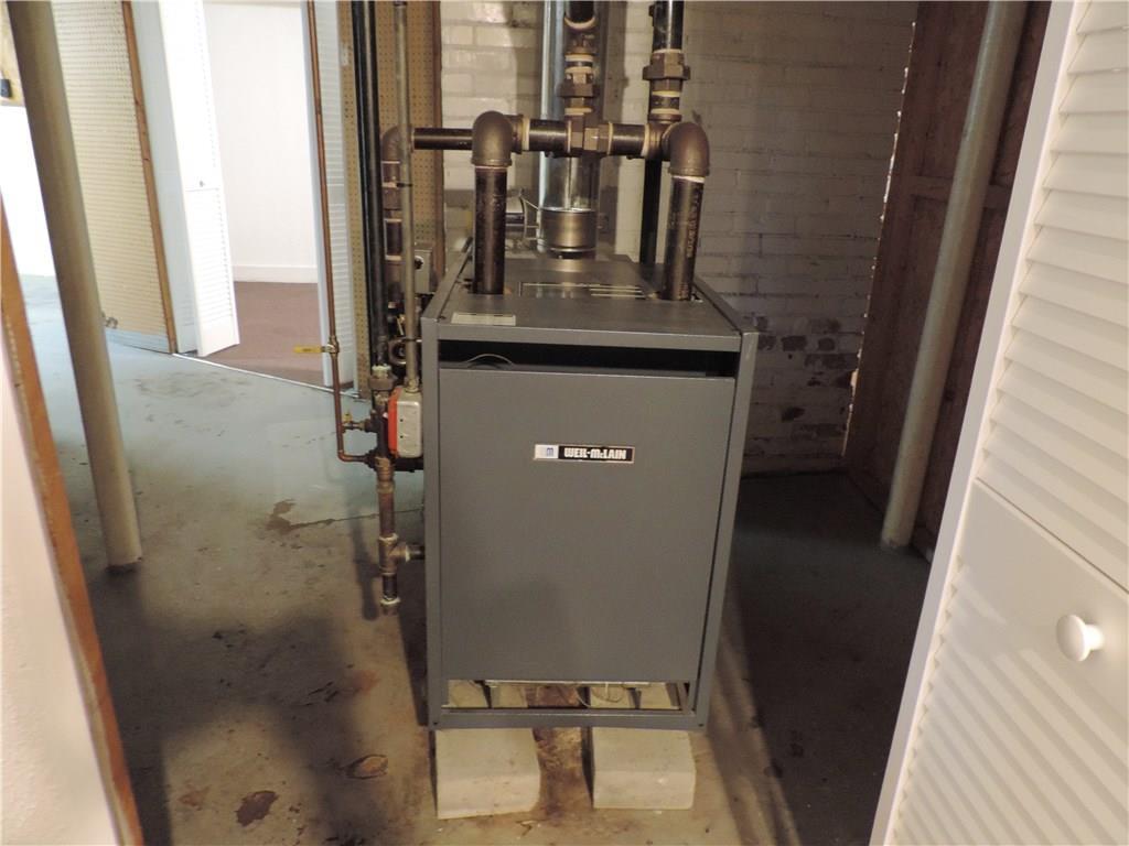 21 Colonial Road Westbrook, ME 04092 - Photo 31 of 33 High End Natural Gas Steam Boiler