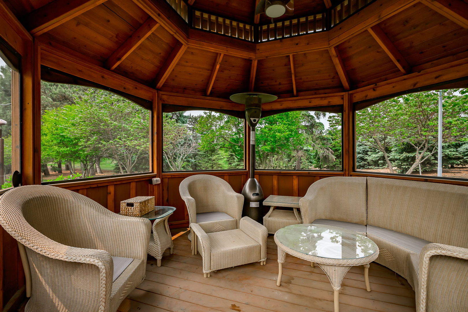 29295 North Callahan Road Wauconda, IL 60084 - Photo 25 of 45 a outdoor living space with furniture and garden view