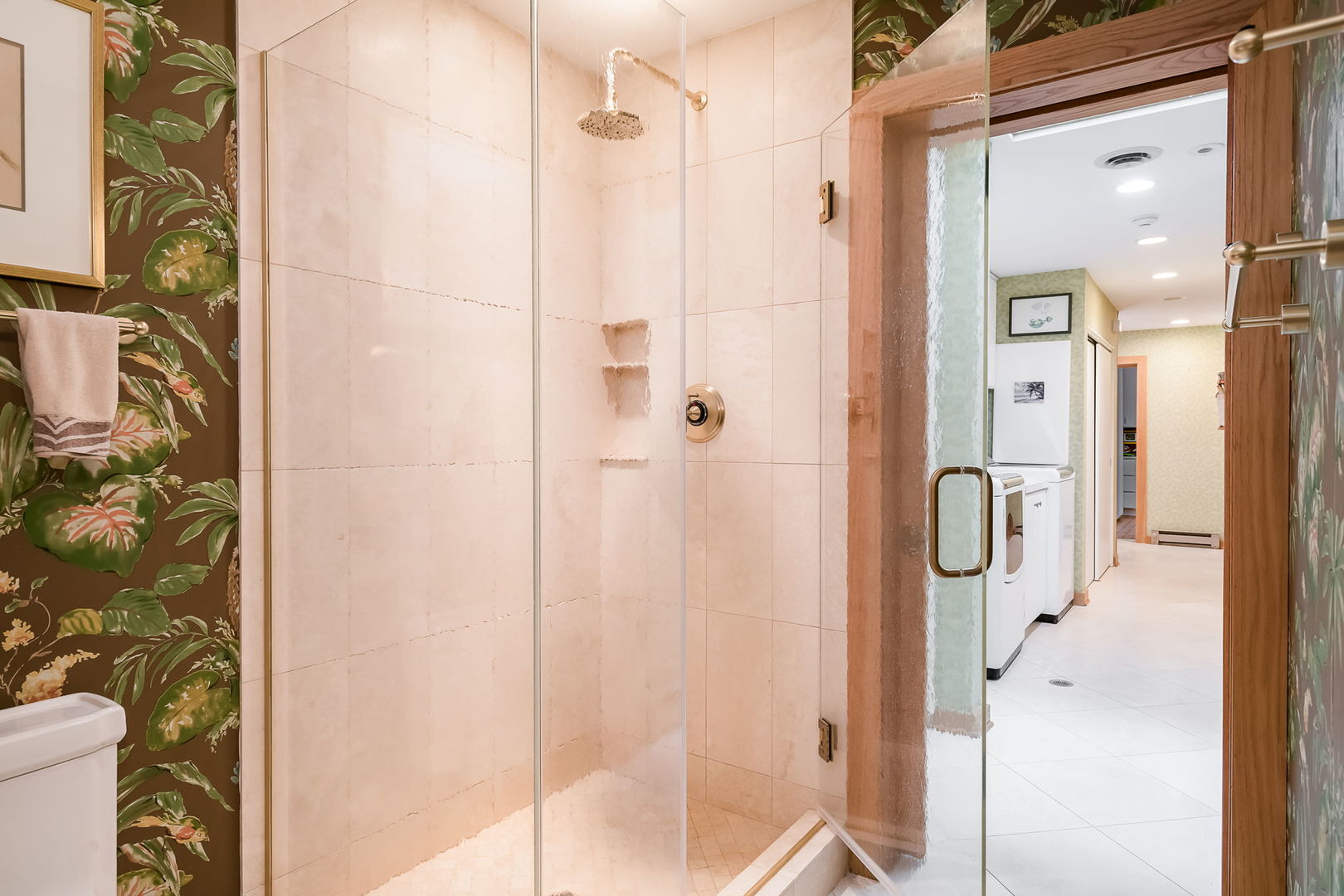 29295 North Callahan Road Wauconda, IL 60084 - Photo 38 of 45 a bathroom with a shower