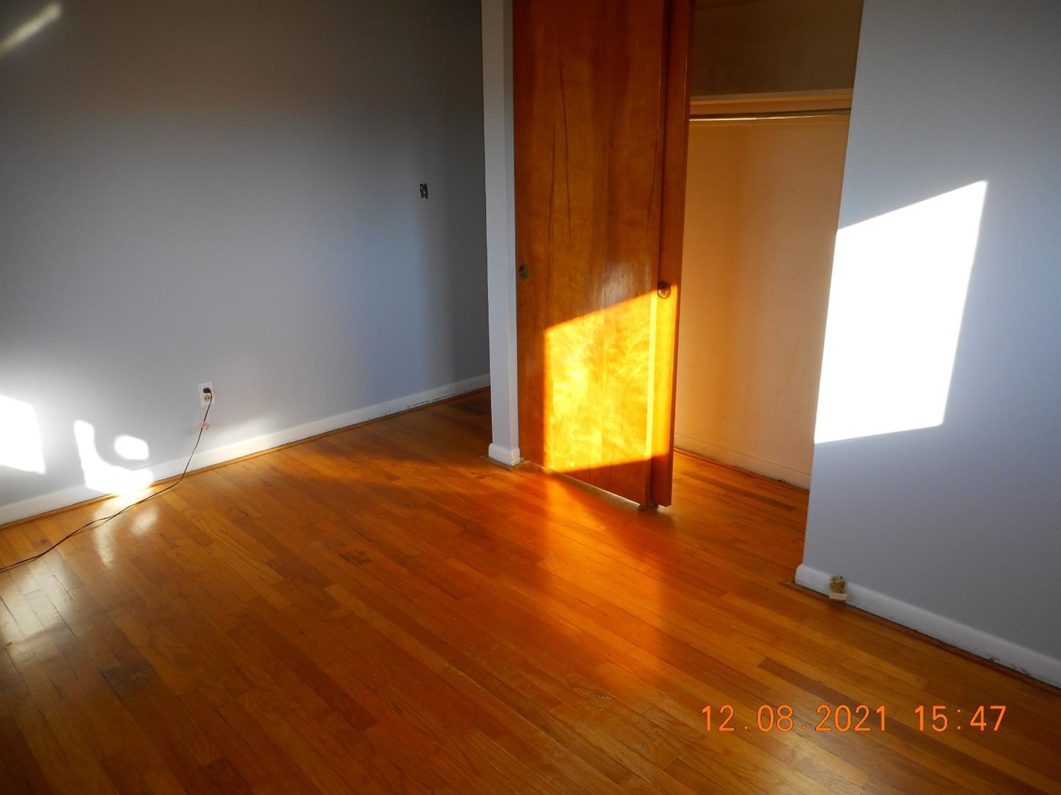 4814 Ebenezer Road Cincinnati, OH 45248 - Photo 18 of 29