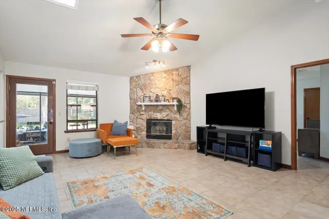 $405,000 | 10858 Morgan Horse Drive East, Jacksonville, FL 32257