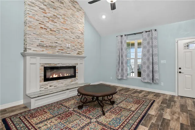 $439,000 | 600 Olde Oaks Circle, Madisonville, TX 77864