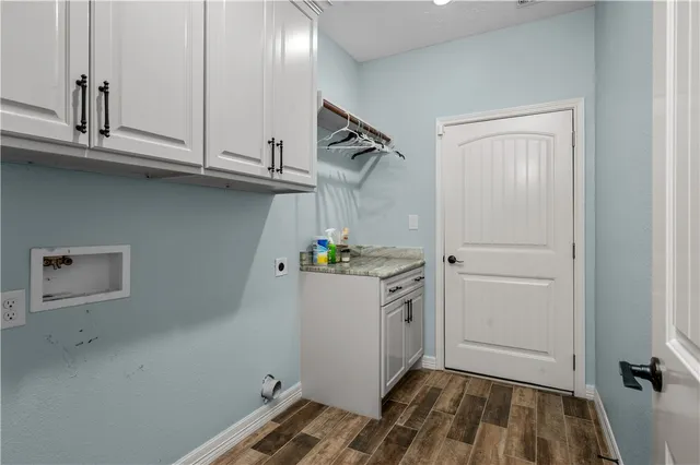 $439,000 | 600 Olde Oaks Circle, Madisonville, TX 77864