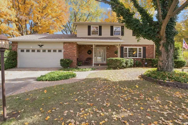 $319,900 | 52836 Arbor Drive, South Bend, IN 46635