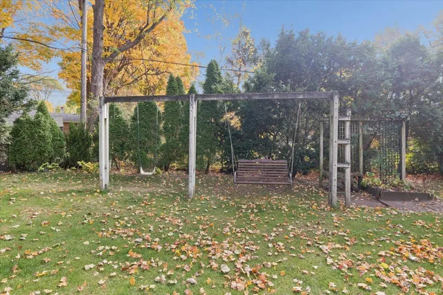 $334,900 | 52836 Arbor Drive, South Bend, IN 46635