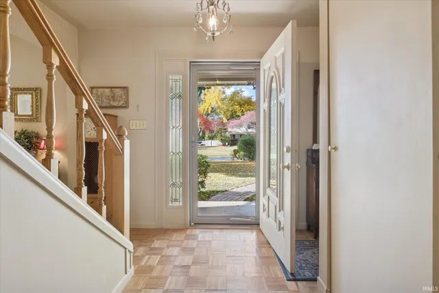 $334,900 | 52836 Arbor Drive, South Bend, IN 46635