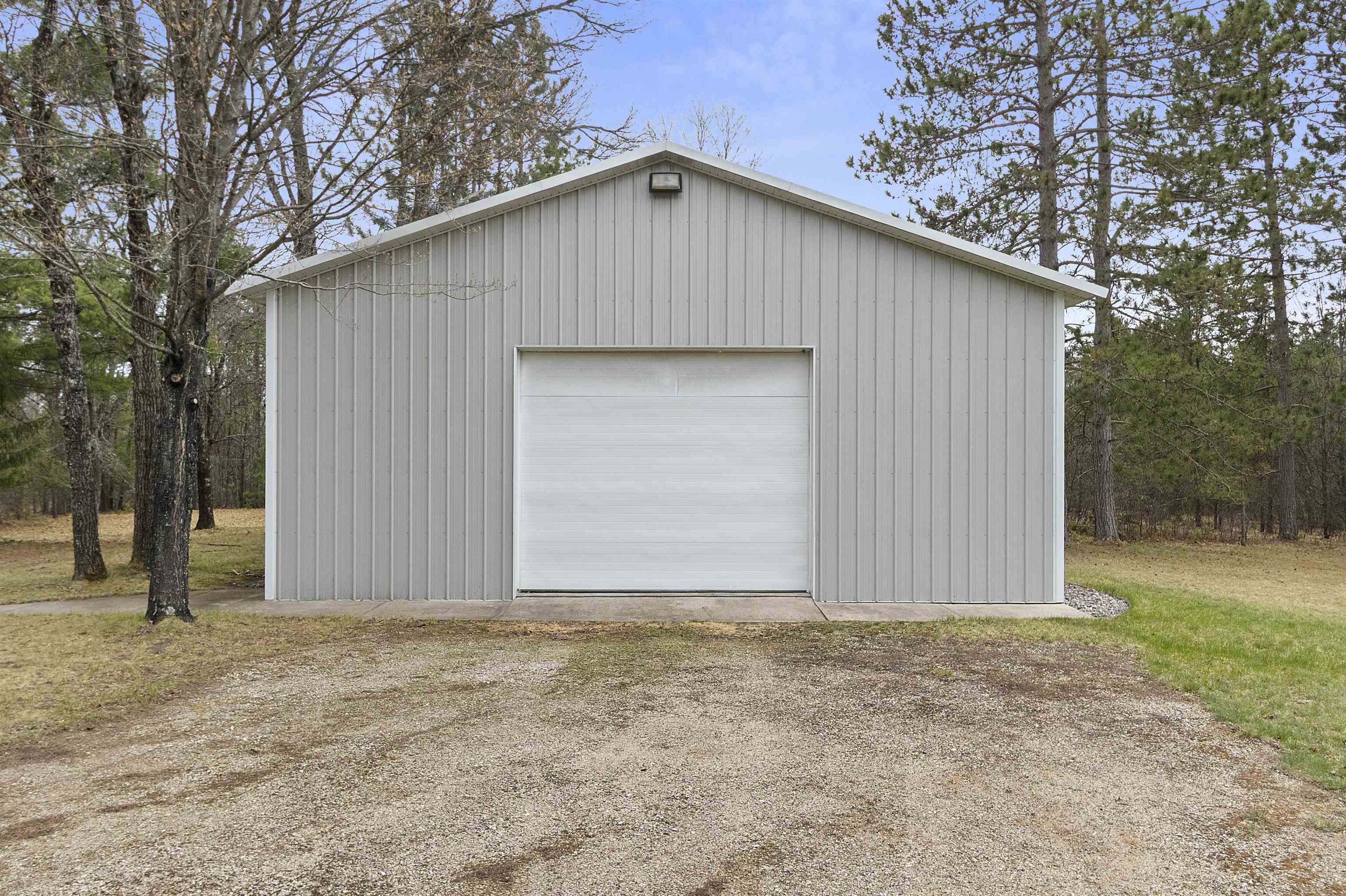 W11515 Eagle Road Athelstane, WI 54104 - Photo 4 of 40