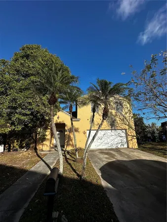 $3,200 | 27347 Southwest 117th Place, Homestead, FL 33032