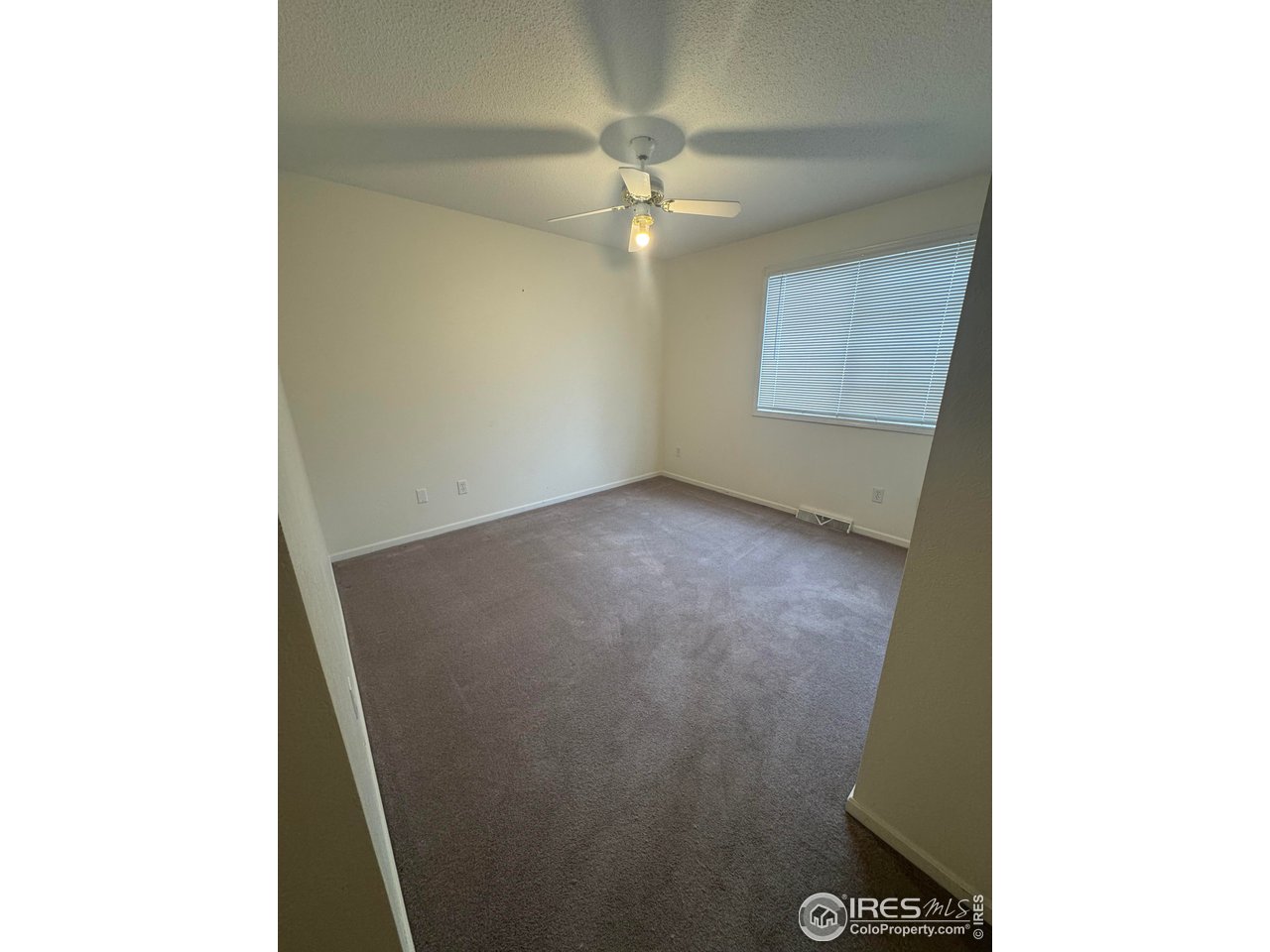 4927 West 6th Street Greeley, CO 80634 - Photo 27 of 34 a view of a hallway