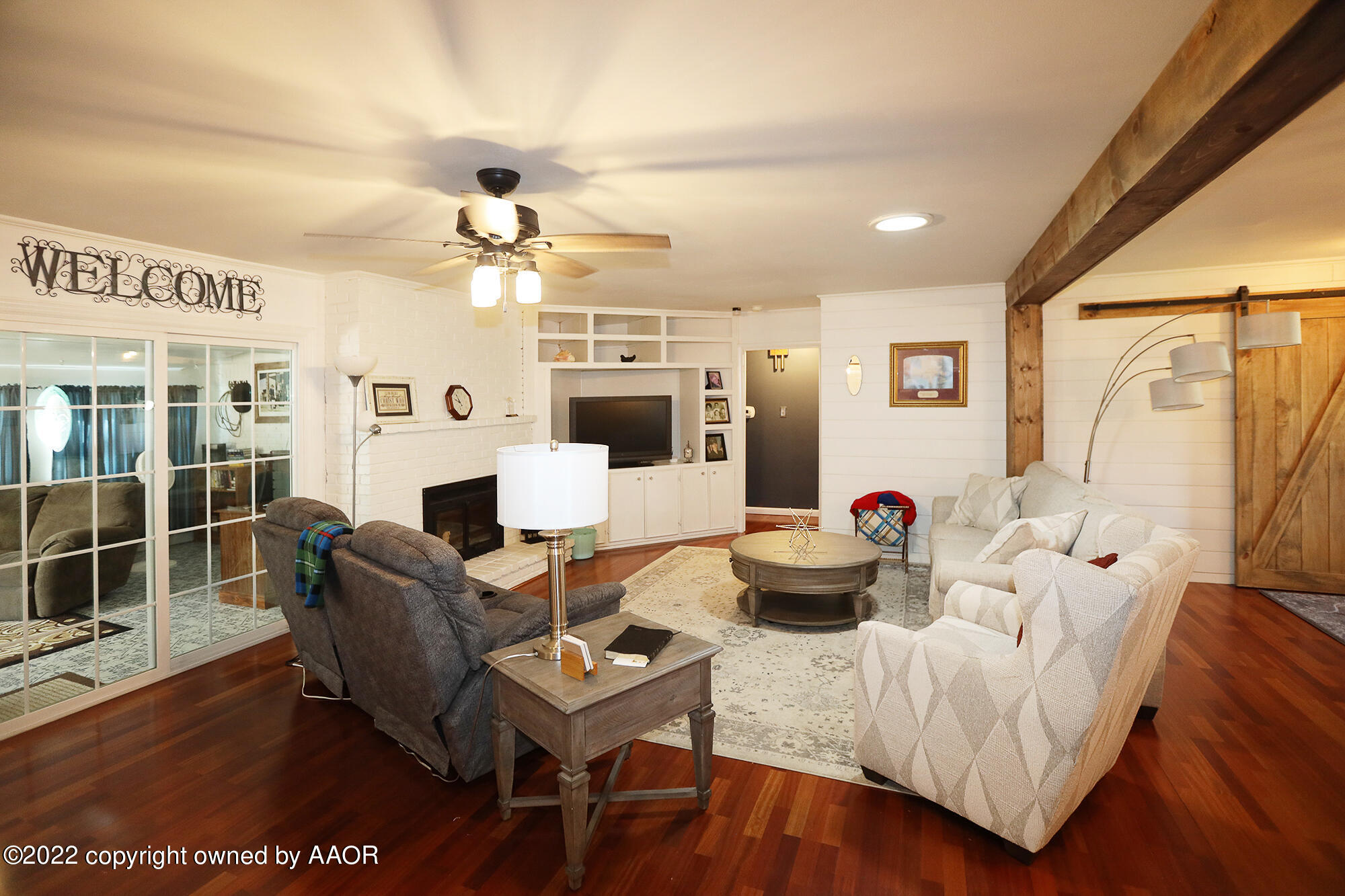 4816 Farmers Avenue Amarillo, TX 79110 - Photo 3 of 28 Living Area