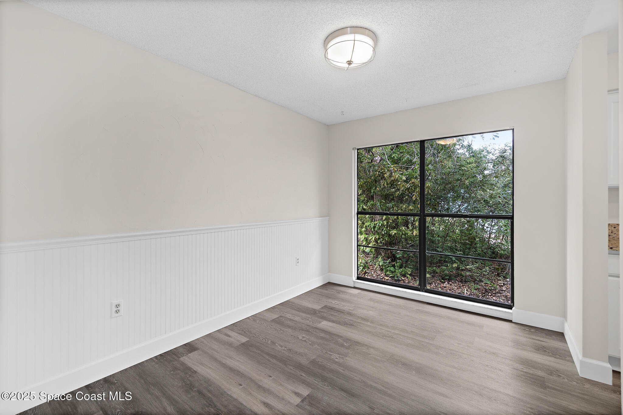 425 Willow Tree Drive Melbourne, FL 32940 - Photo 8 of 25 Dining Room