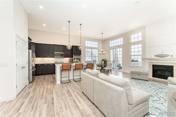 $599,000 | 17145 Centaur Station Drive, Wildwood, MO 63040