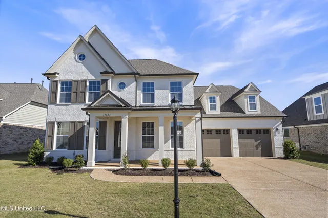 $494,950 | 13624 Broadmore Lane, Olive Branch, MS 38654