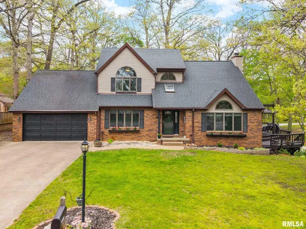 $399,000 | 298 Hires Trace, Morton, IL 61550