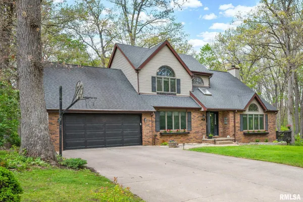$399,000 | 298 Hires Trace, Morton, IL 61550