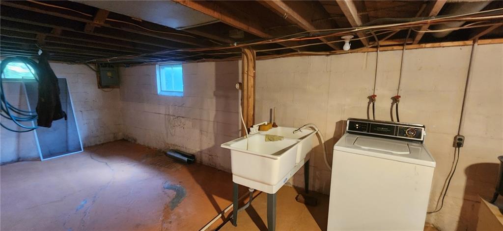 1677 Mercer Road Ellwood City, PA 16117 - Photo 22 of 22 a utility room with dryer and washer