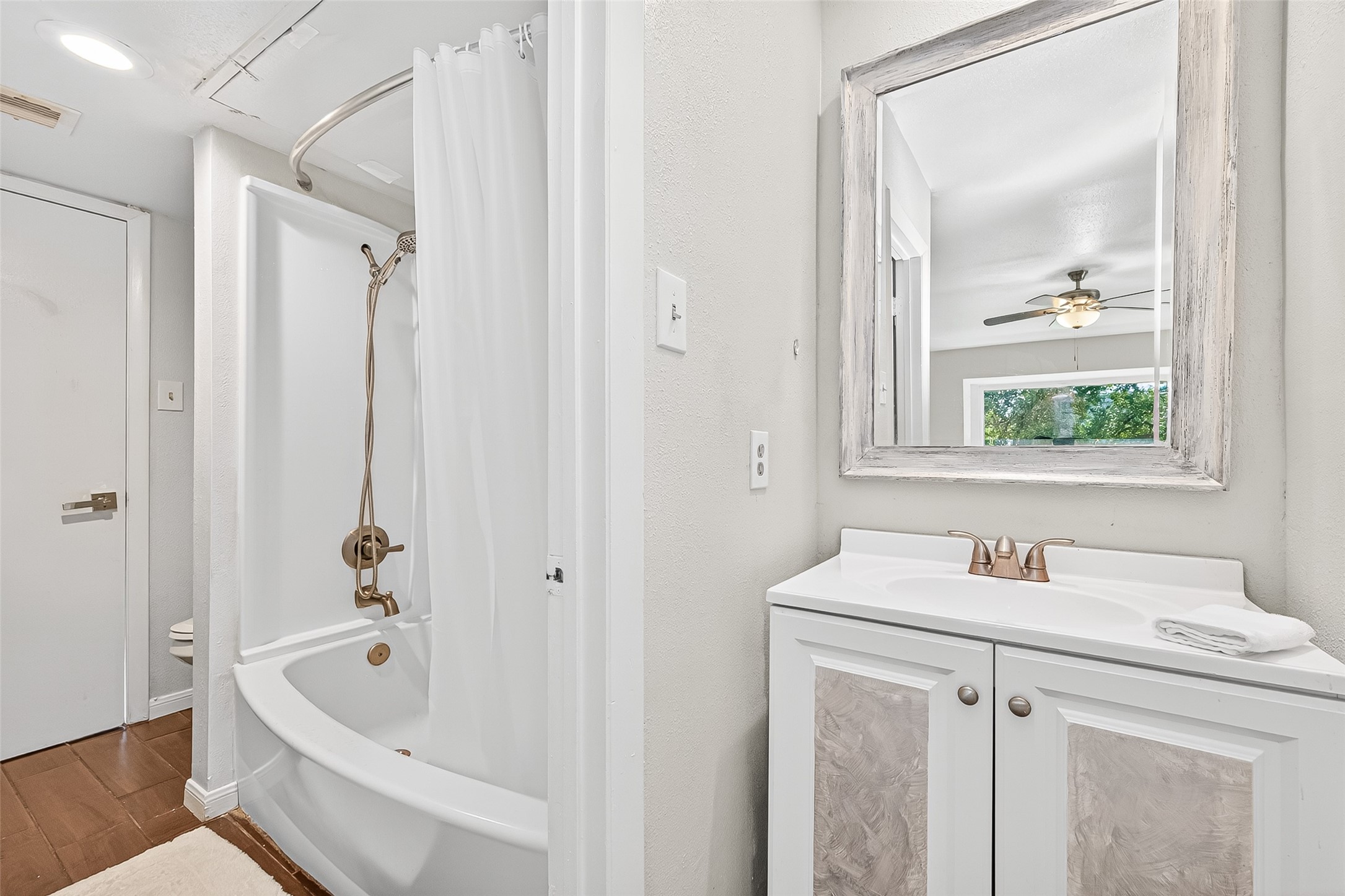 16120 Stuebner Airline Road, Unit 105 Spring, TX 77379 - Photo 6 of 36