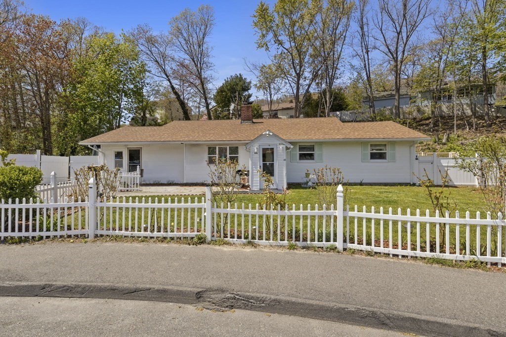 44 McAuliffe Road Randolph, MA 02368 - Photo 1 of 16 Gallery Image 1