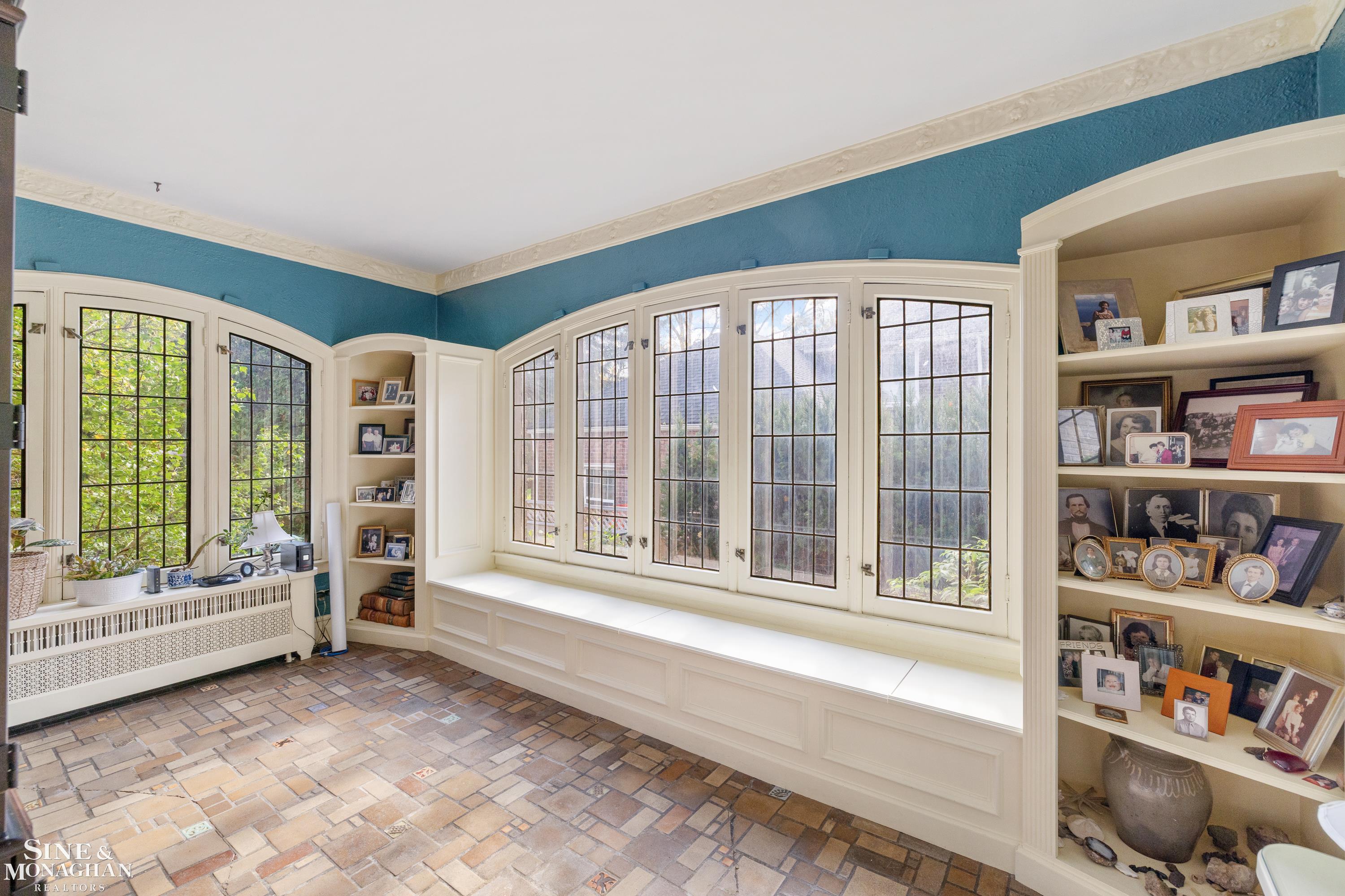 1148 Devonshire Road Grosse Pointe Park, MI 48230 - Photo 19 of 89