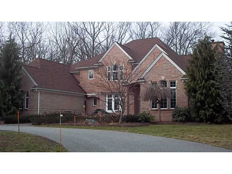 35 Lennon Road Lincoln, RI 02865 - Photo 1 of 25 Exterior Front.