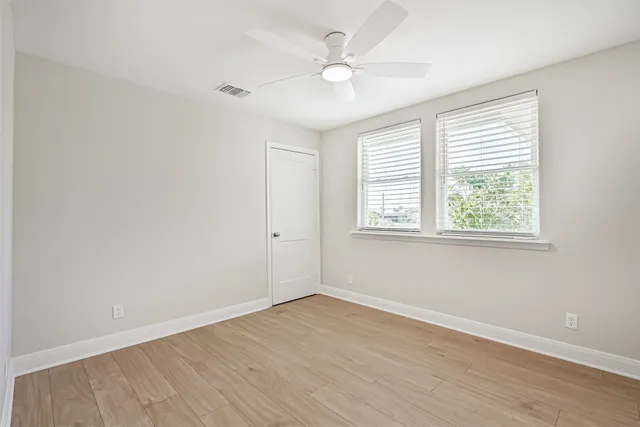 $3,500 | 2118 103rd Street, Galveston, TX 77554