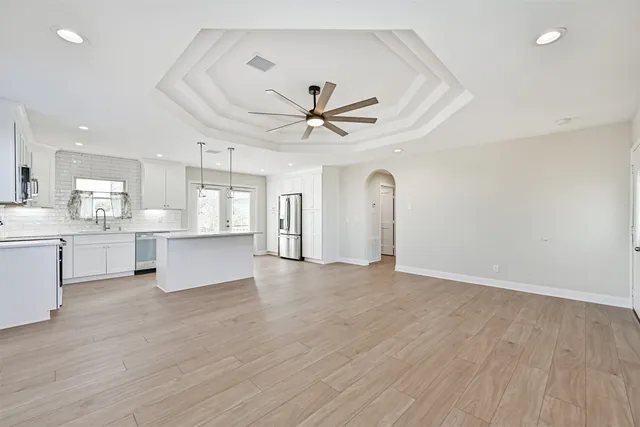 $3,500 | 2118 103rd Street, Galveston, TX 77554