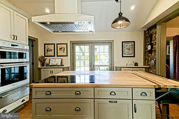 $1,795,000 | 420 Kings Highway, Lewes, DE 19958