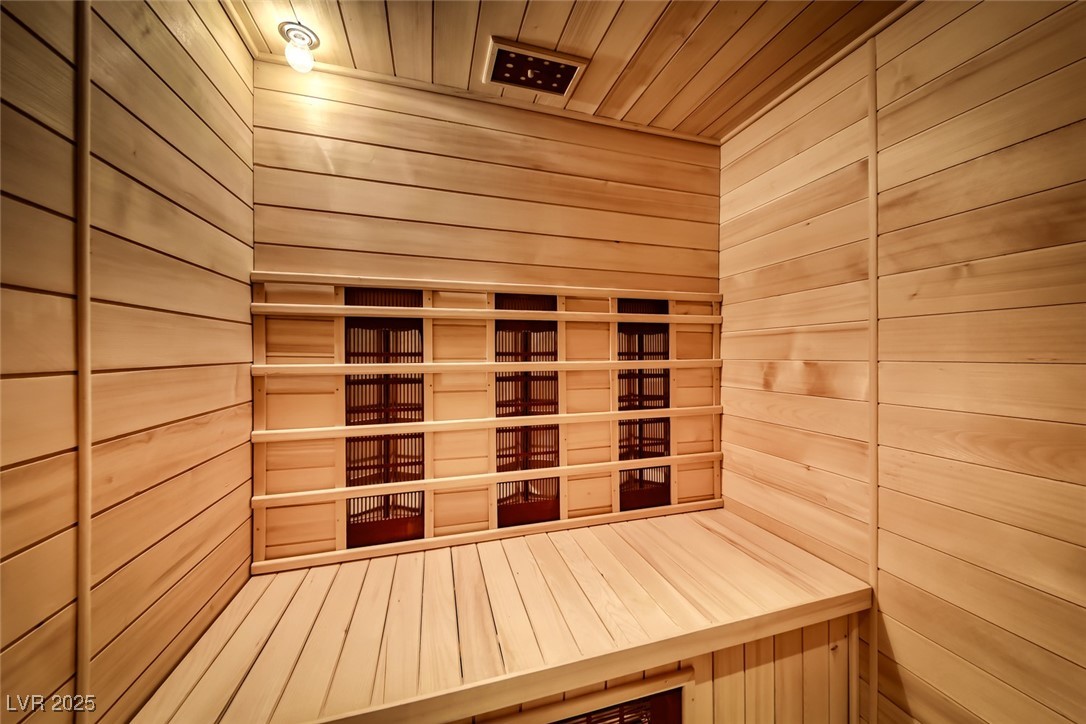 Undisclosed Address Henderson, NV 89011 - Photo 32 of 86