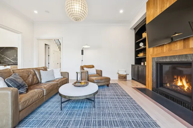 $1,200,000 | 3036 Americus Drive, Thompson's Station, TN 37179