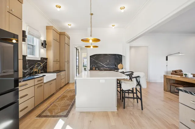 $1,200,000 | 3036 Americus Drive, Thompson's Station, TN 37179