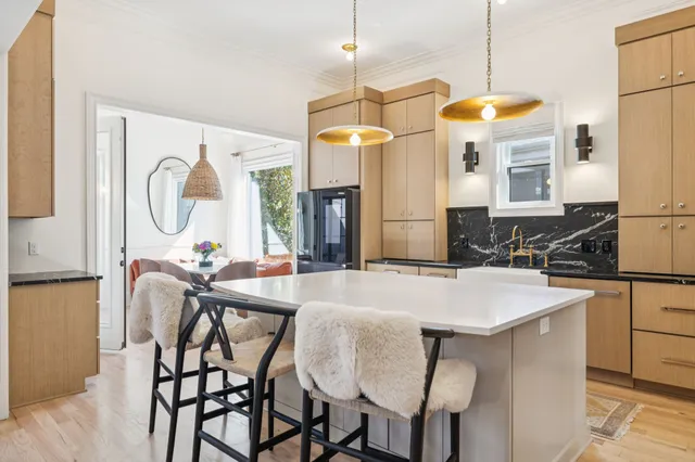 $1,200,000 | 3036 Americus Drive, Thompson's Station, TN 37179