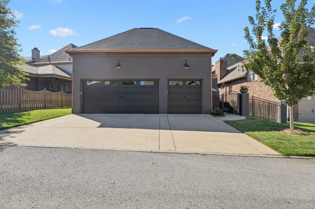 $1,200,000 | 3036 Americus Drive, Thompson's Station, TN 37179